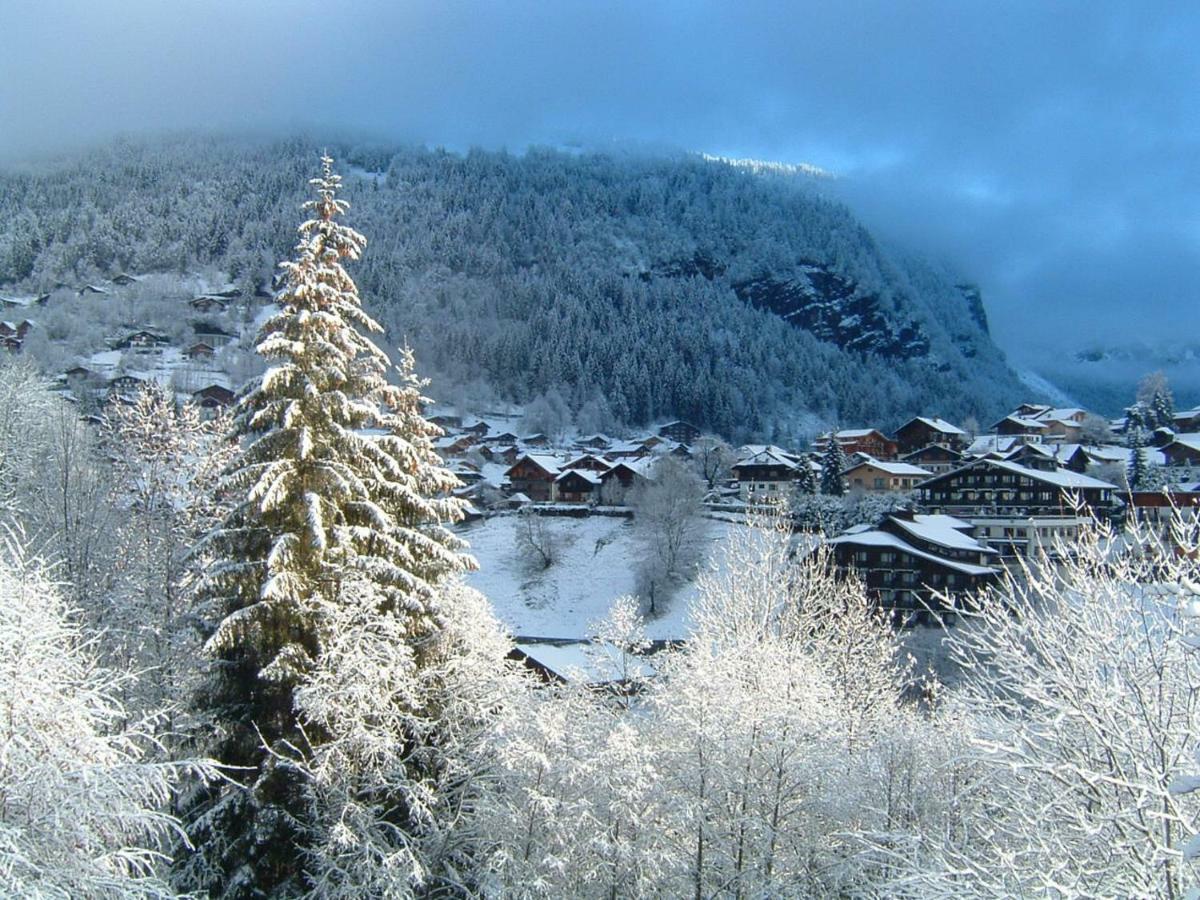 Chalet Leslie Morzine Exterior photo