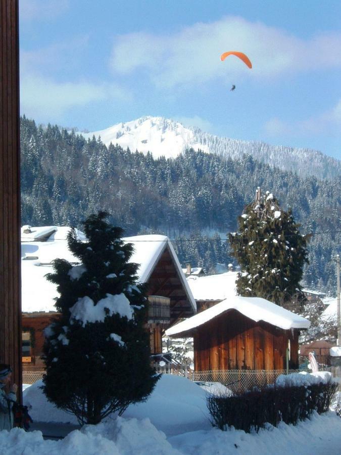 Chalet Leslie Morzine Exterior photo