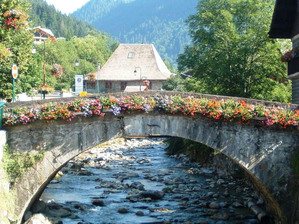 Chalet Leslie Morzine Exterior photo